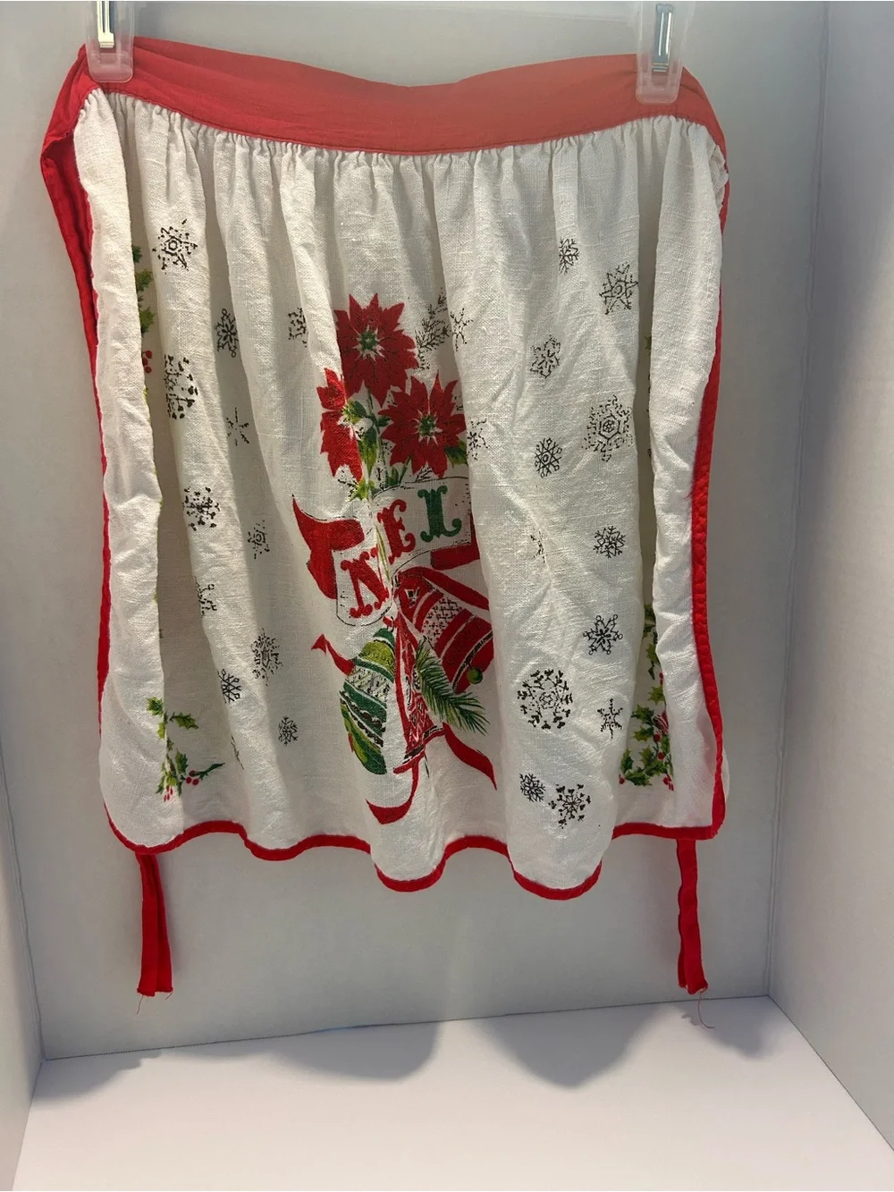 Vintage 1960s Christmas Apron Noel Theme Christmas